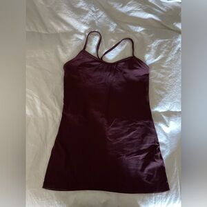 Lululemon top size 6
